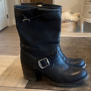 Frye Black Veronica Short leather boots